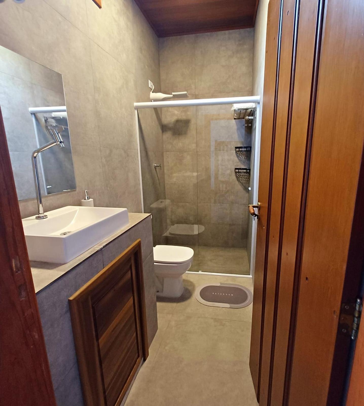 Suites Estou De Ferias باراتي الغرفة الصورة